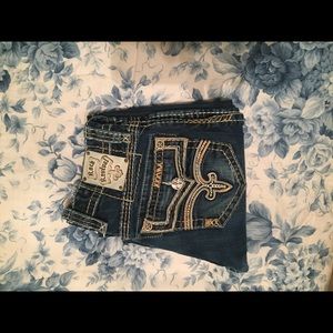 Non distressed Rock Revival Jeans